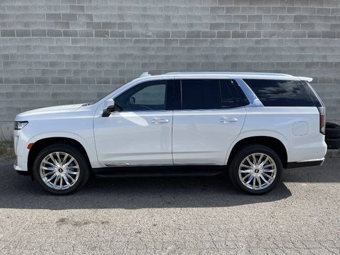 Used 2022 Cadillac Escalade Premium Luxury AWD/4WD image 10