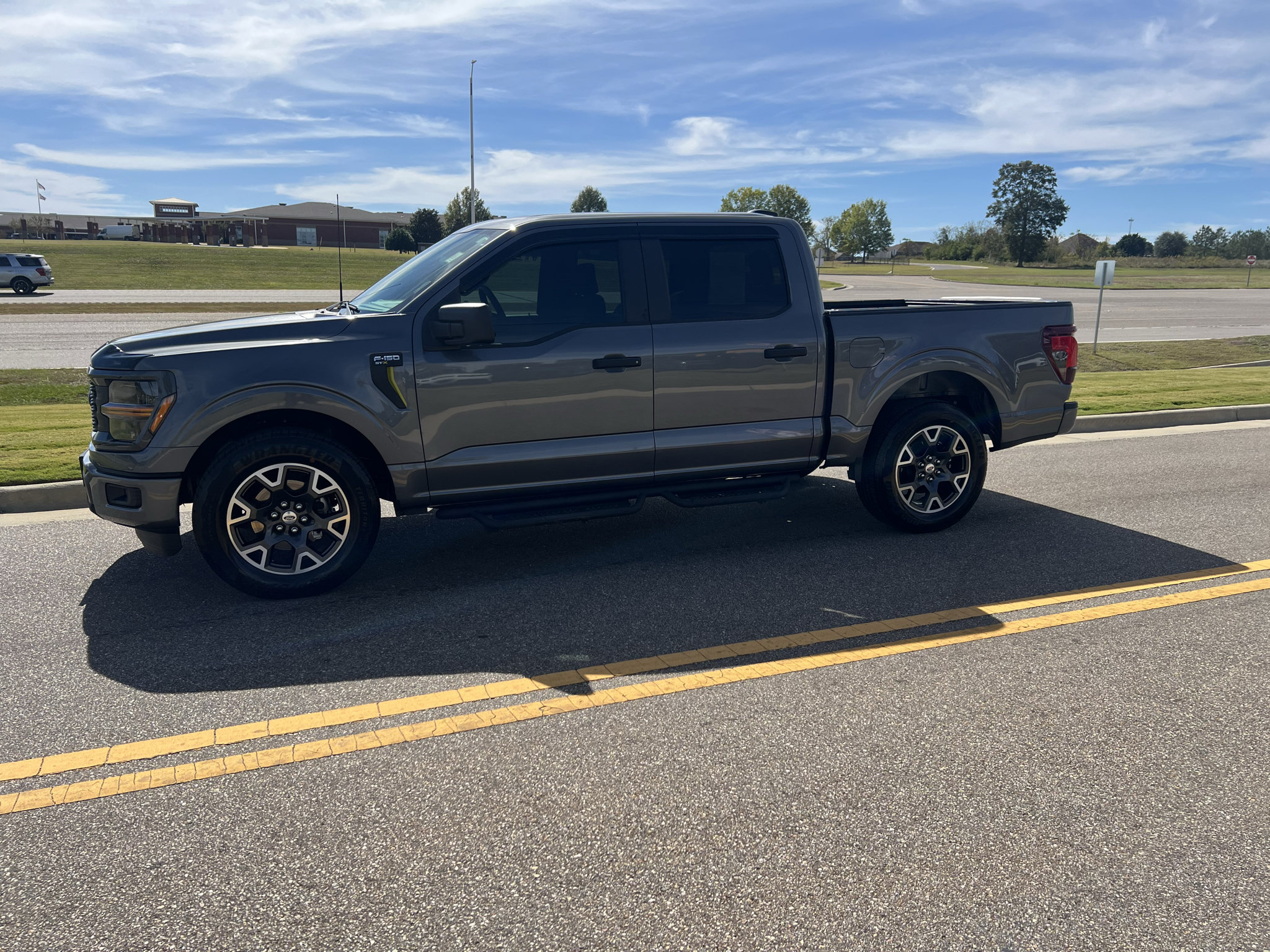 Used 2024 Ford F150 STX RWD image 9