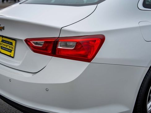 Used 2022 Chevrolet Malibu LS w/ Driver Confidence Package image 9