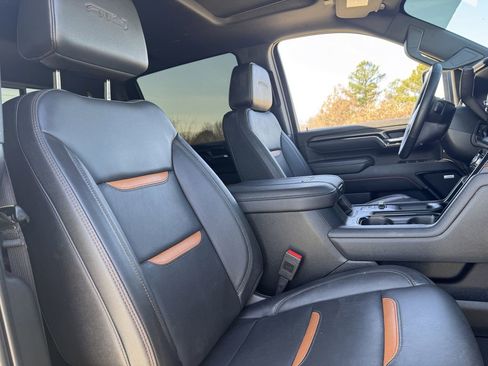 Used 2025 GMC Sierra 2500 AT4 w/ AT4 Premium Plus Package image 26