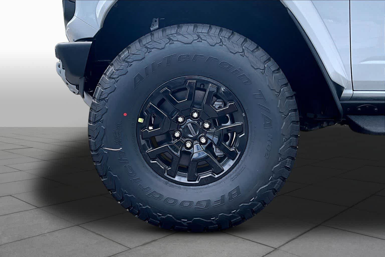 New 2026 Ford Bronco Raptor AWD/4WD image 12