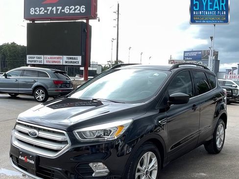 Used 2019 Ford Escape SEL FWD image 1