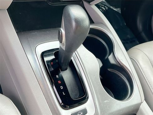 Used 2017 Honda Ridgeline RTL-T image 17