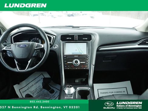 Used 2020 Ford Fusion Titanium image 4