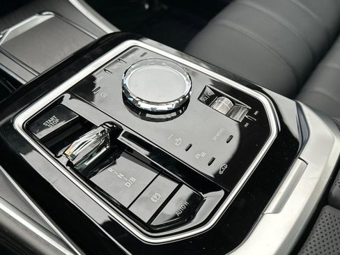 New 2026 BMW i7 xDrive60 image 18