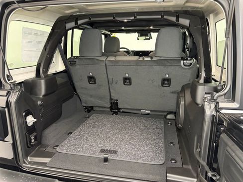 New 2026 Jeep Wrangler Unlimited Sport image 7