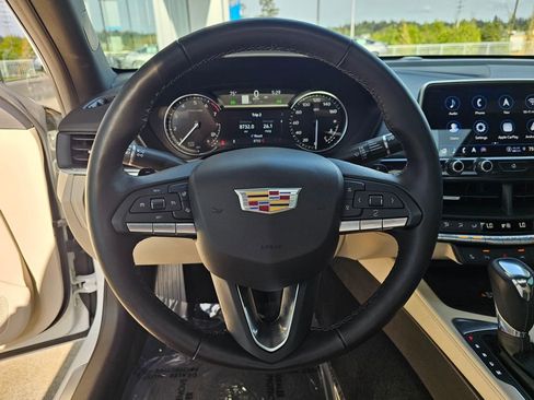 Certified 2025 Cadillac CT4 Luxury AWD/4WD image 25