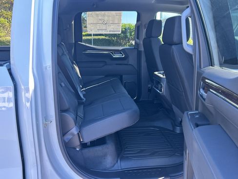 New 2026 GMC Sierra 1500 Elevation w/ LPO, Elevation Black Package AWD/4WD image 27