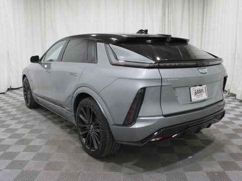 New 2026 Cadillac Lyriq V image 37