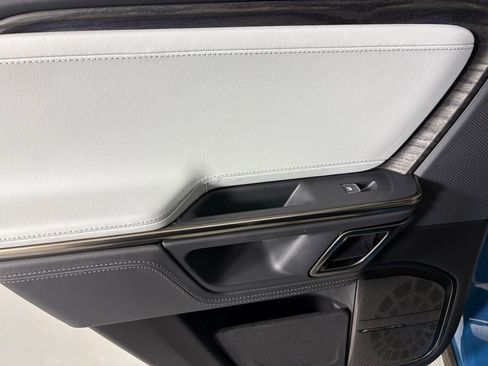 Used 2022 Rivian R1T Adventure image 34