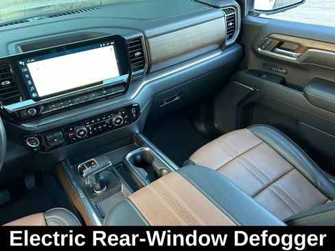 Used 2023 Chevrolet Silverado 1500 High Country image 13