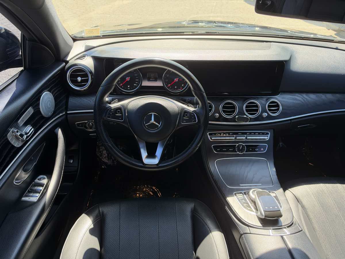 Used 2018 Mercedes-Benz E 300 image 13