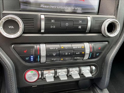 Used 2019 Ford Mustang GT Premium RWD image 29