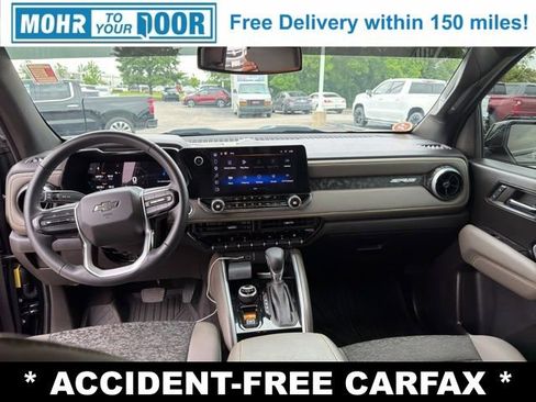 Used 2024 Chevrolet Colorado ZR2 w/ Technology Package AWD/4WD image 33