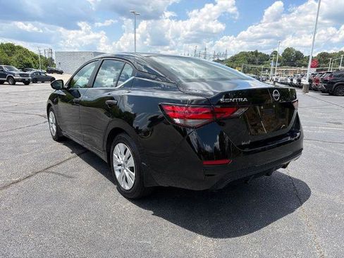 Certified 2025 Nissan Sentra S FWD image 3