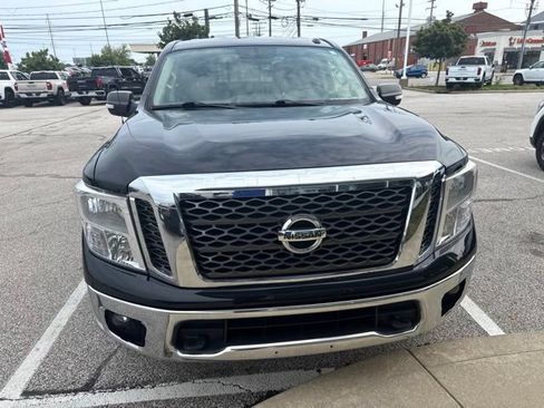 Used 2017 Nissan Titan SV AWD/4WD image 3
