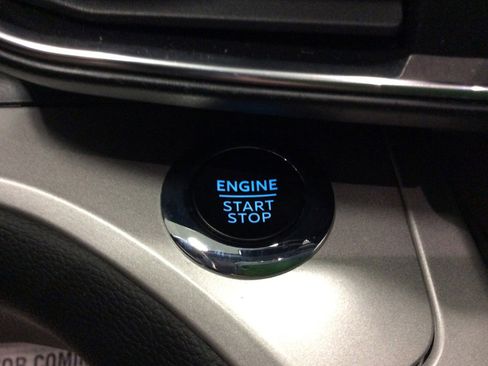 Used 2023 Ford Explorer XLT w/ Equipment Group 202A image 25