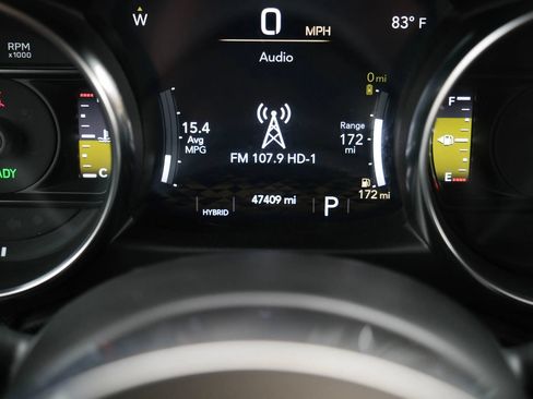 Used 2023 Jeep Wrangler Unlimited Sahara AWD/4WD image 35