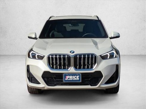Used 2025 BMW X1 xDrive28i image 2