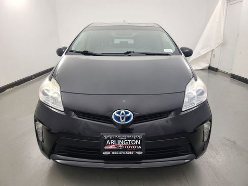 Used 2013 Toyota Prius Four image 9