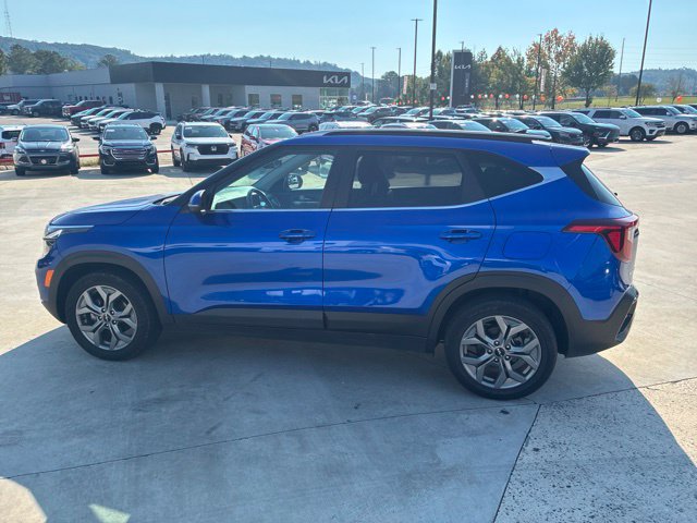 Used 2024 Kia Seltos S FWD image 27