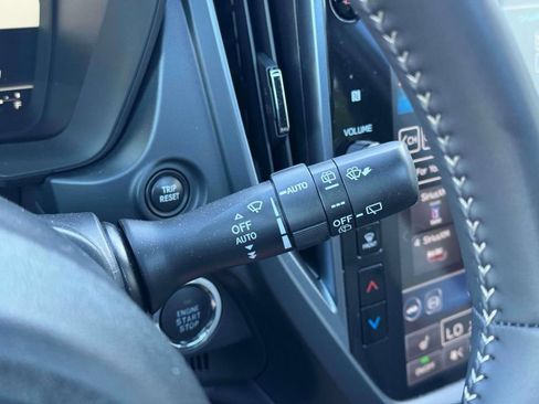 Used 2025 Subaru Forester Limited w/ Popular Package AWD/4WD image 28