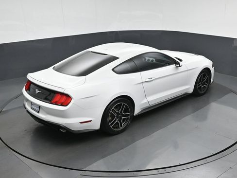 Used 2018 Ford Mustang Coupe w/ Equipment Group 101A RWD image 55