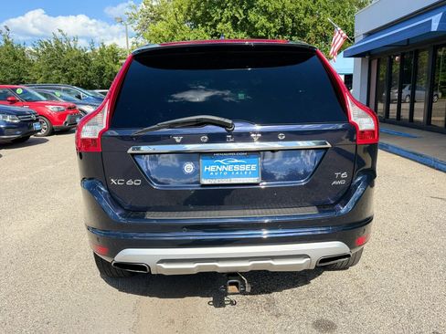 Used 2017 Volvo XC60 T6 Dynamic w/ Preferred Option Package AWD/4WD image 11