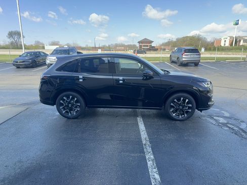 New 2026 Honda HR-V EX-L image 4