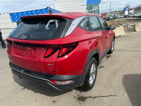 Used 2022 Hyundai Tucson SE image 7