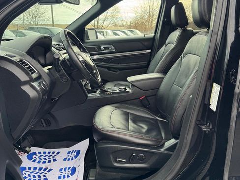 Used 2018 Ford Explorer Sport w/ Equipment Group 401A image 15