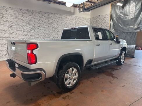 Used 2021 Chevrolet Silverado 2500 LTZ w/ LTZ Premium Package image 7