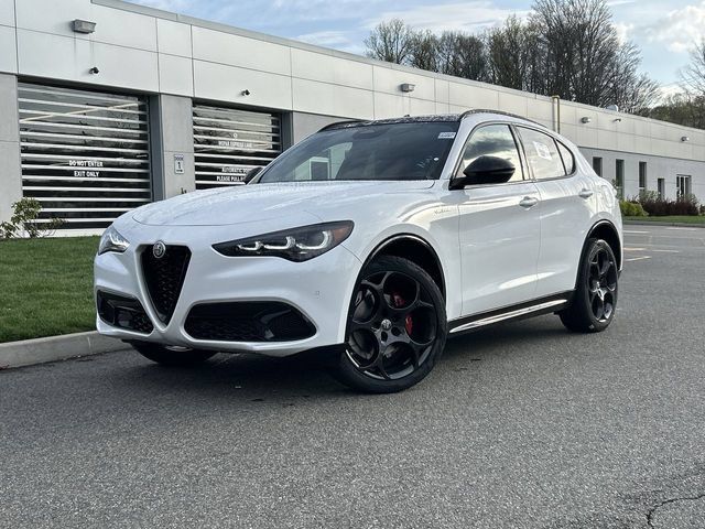 New 2026 Alfa Romeo Stelvio Sprint AWD/4WD image 1