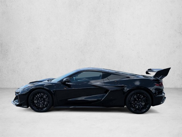 Used 2026 Chevrolet Corvette ZR1 w/ ZR1 Carbon Fiber Aero Package RWD image 9