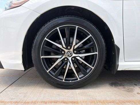 Used 2024 Toyota Camry SE FWD image 13