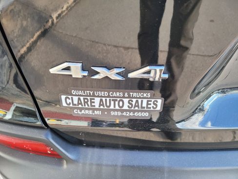 Used 2020 Jeep Cherokee Limited image 10