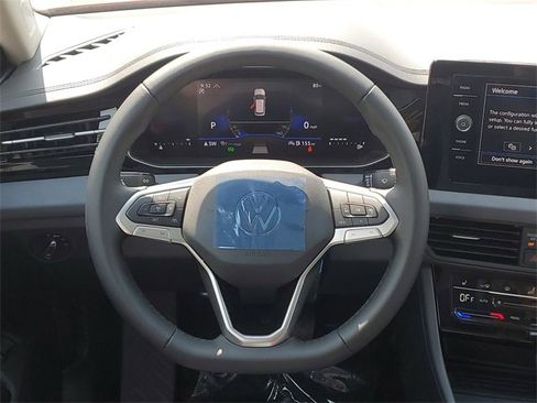 New 2025 Volkswagen Jetta SE image 12