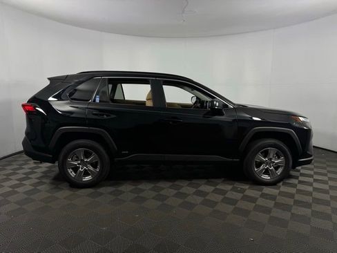 New 2025 Toyota RAV4 LE image 8