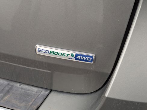 Used 2020 Ford Explorer Platinum w/ Premium Technology Package image 5