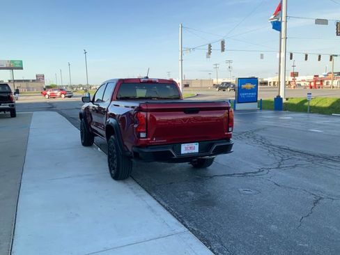 Used 2023 Chevrolet Colorado Trail Boss AWD/4WD image 9