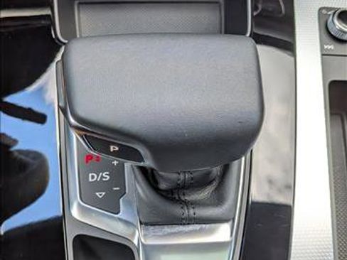 Used 2025 Audi Q5 2.0T Premium Plus image 16