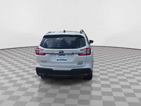 Used 2024 Subaru Ascent Limited w/ Technology Package AWD/4WD image 7