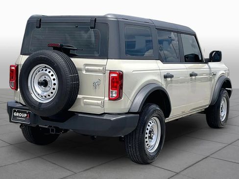 Used 2025 Ford Bronco 4-Door AWD/4WD image 12