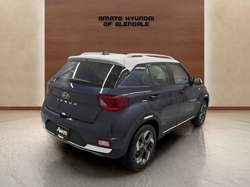New 2026 Hyundai Venue SEL FWD image 6