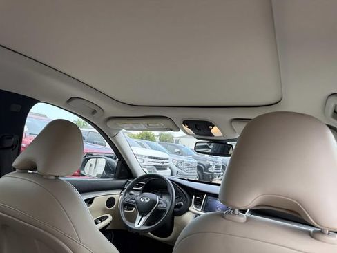 Used 2022 INFINITI QX50 Luxe FWD image 13