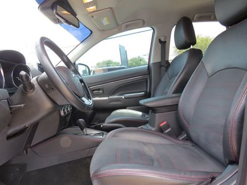 Used 2022 Mitsubishi Outlander Sport SE AWD/4WD image 13