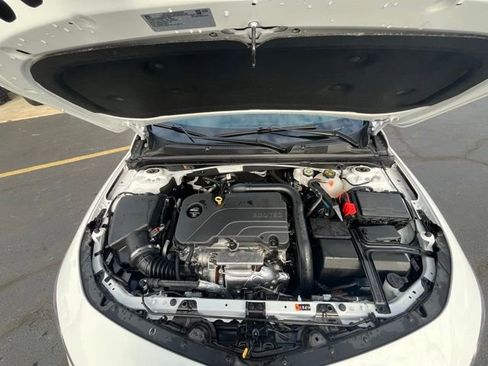 Used 2024 Chevrolet Malibu LT w/ Sport Edition image 17