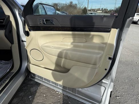 Used 2014 Lincoln MKT AWD w/ Equipment Group 201A image 13