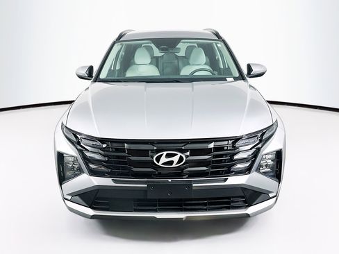 Used 2025 Hyundai Tucson SEL FWD image 2