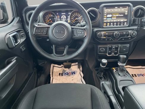 Used 2022 Jeep Wrangler Unlimited Sport w/ Sun And Sound Package image 13